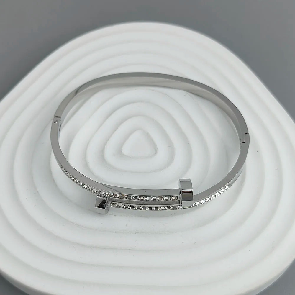 18K Gold Nail Bracelet