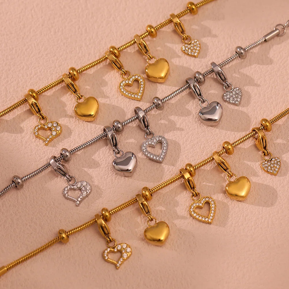Zircon Heart Charm Bangle