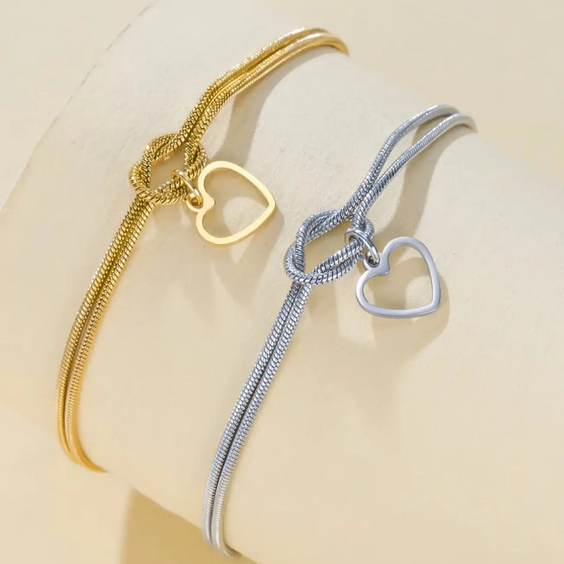 Gold knot Heart Charm Bracelet