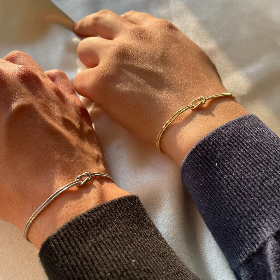 Knot Bracelet