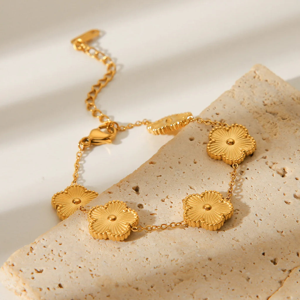 Luxury Clover Charm Bracelet