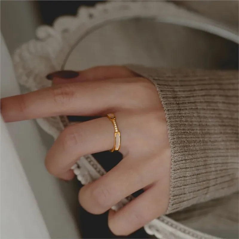 Zircon Shell Ring